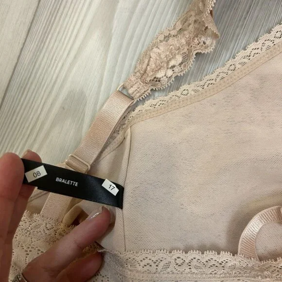 Lot Of 2 Torrid Size 2 2X Bralette Lace No Wire - Picture 8 of 11